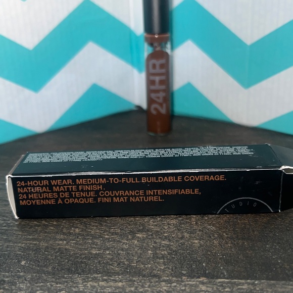 MAC Studio NEW Fix 24 Hour Smooth Wear Concealer NW60 - Picture 3 of 3